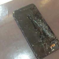 iPhone8 液晶画面修理