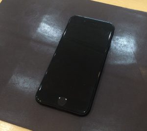  iPhone7 ガラス割れ