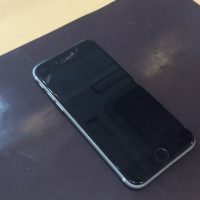 iPhone SE2 液晶交換