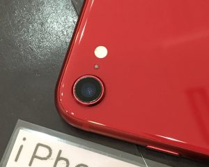 iPhone SE2 カメラレンズ修理