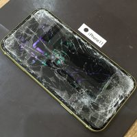 iPhone 11 液晶画面修理