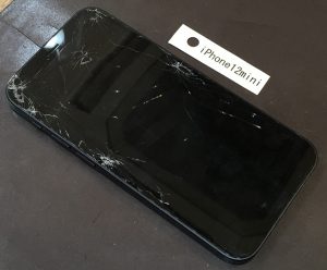 iPhone 12mini 画面割れ修理
