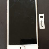 iPhone7 ドックコネクタ修理