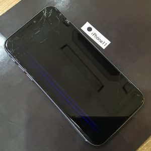 iPhone11 液晶画面修理