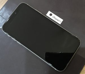 iPhone11 画面割れ修理