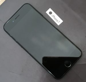 iPhone 7 液晶画面修理