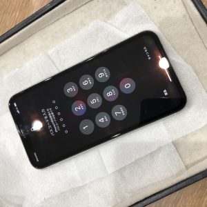 iPhoneX 画面割れ修理