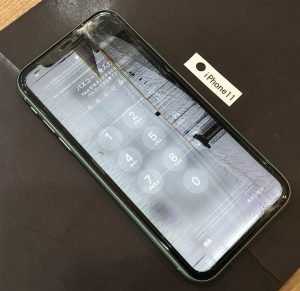 iPhone 11 液晶画面修理