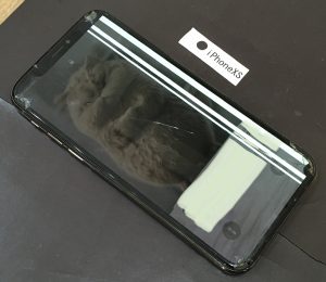 iPhone XS 画面修理(重度)