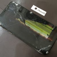 iPhoneXS 画面修理(重度)