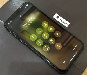 iPhone11 画面修理(重度)