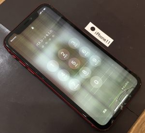 iPhone11 画面修理(重度)