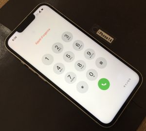 iPhone 14画面修理(重度)