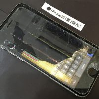 iPhone SE(第3世代) 画面修理(重度)