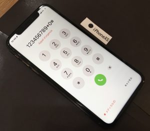 iPhoneXS 画面修理(重度)