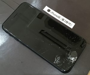 iPhoneSE(第3世代) 画面修理(軽度)
