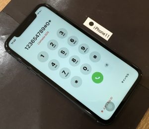 iPhone11 画面修理(重度)