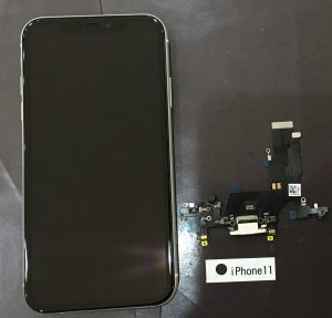 iPhone11 ドックコネクタ修理