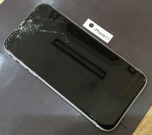 iPhone 11 画面修理(軽度)