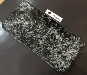 iPhoneX 画面修理(重度)
