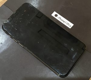 iPhone11Pro 画面修理(軽度)