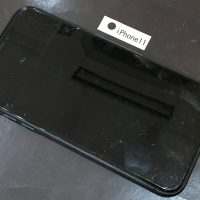 iPhone 11 画面修理(重度)