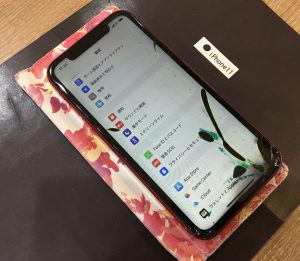 iPhone 11 画面修理(重度)