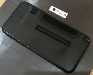 iPhone XR 画面修理(重度)